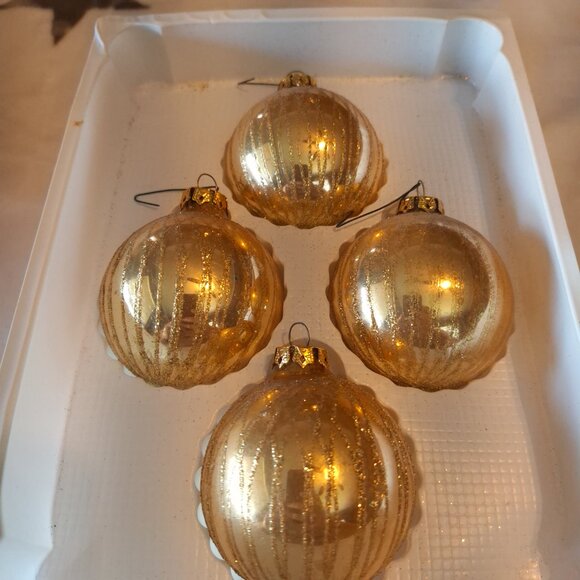 The Victoria Collection By Rauch Glass Ornaments Gold W/Glitter Set Of 4 - Picture 5 of 9